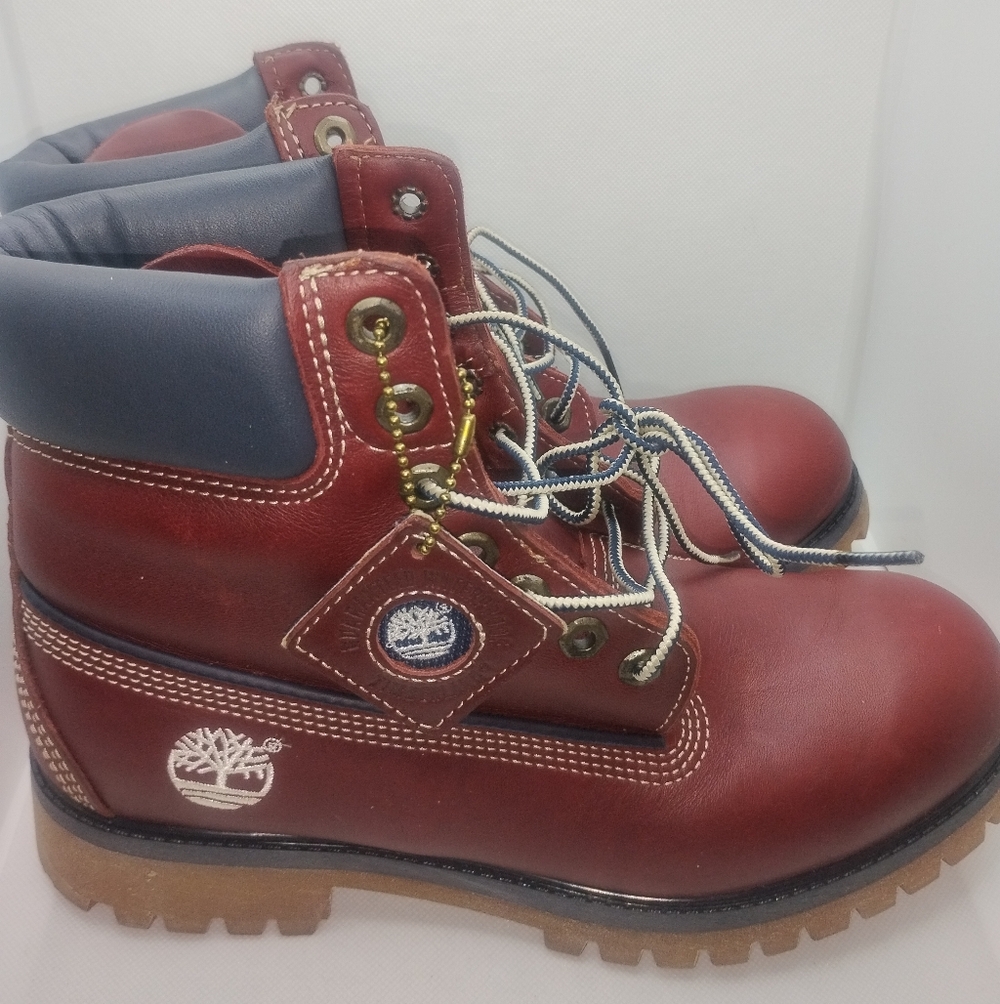 Timberland "6 ,size 7.5 men's boots (Burgundy,navy)